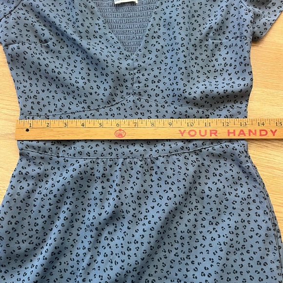 Abercrombie & Fitch blue leopard print tie-sleeve flowy mini dress XS V-neck - Picture 5 of 12